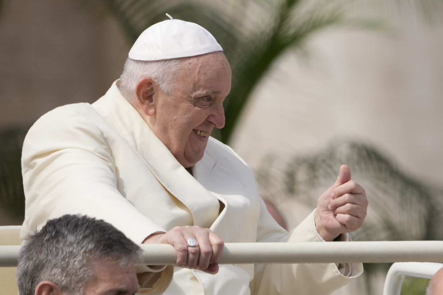 Paavst Franciscus, Püha Peetruse väljakul. 2. aprill 2023.