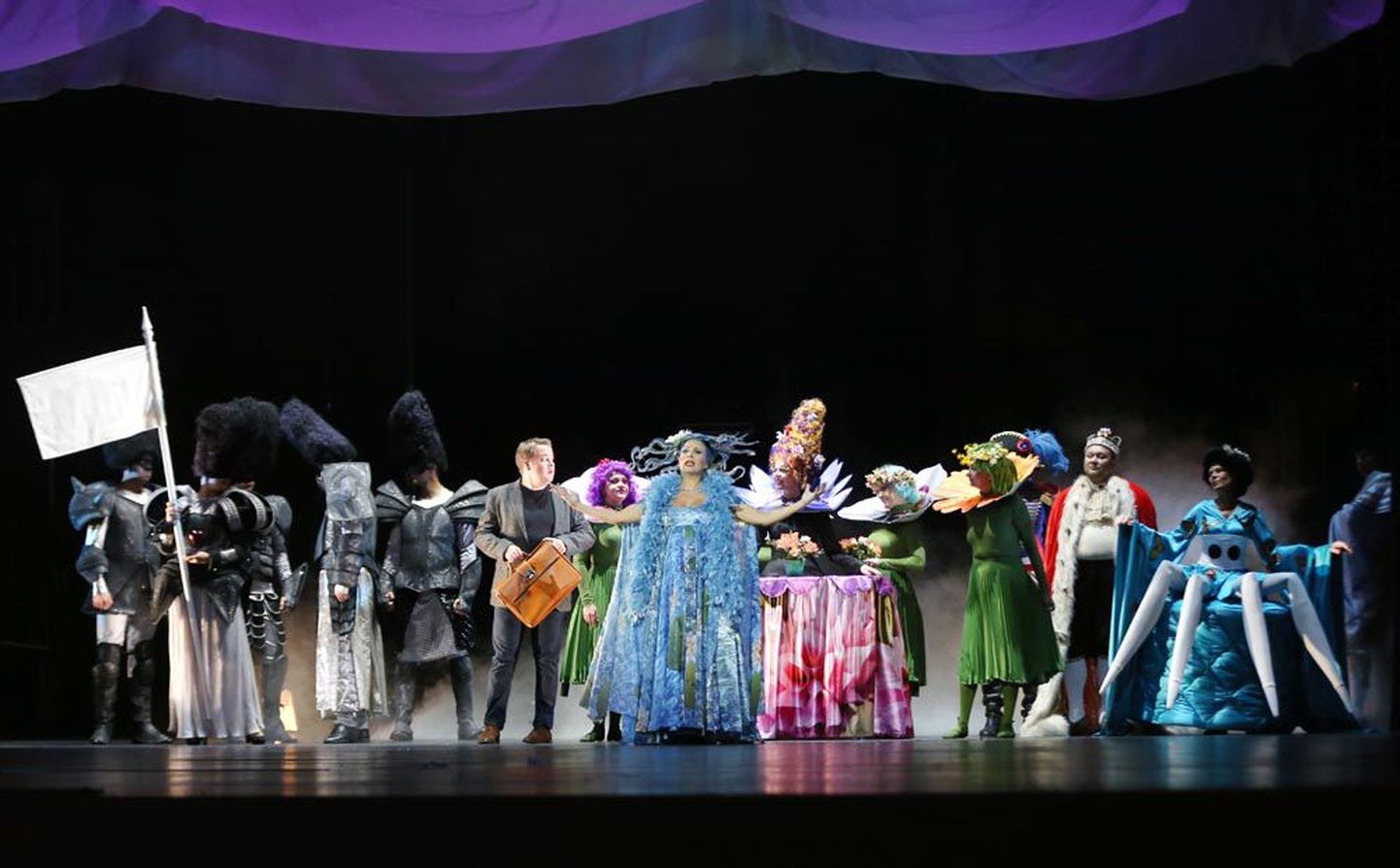 «Liblikas» on unenäoline ooper, milles sulanduvad elu, teater ja muinaslugu.