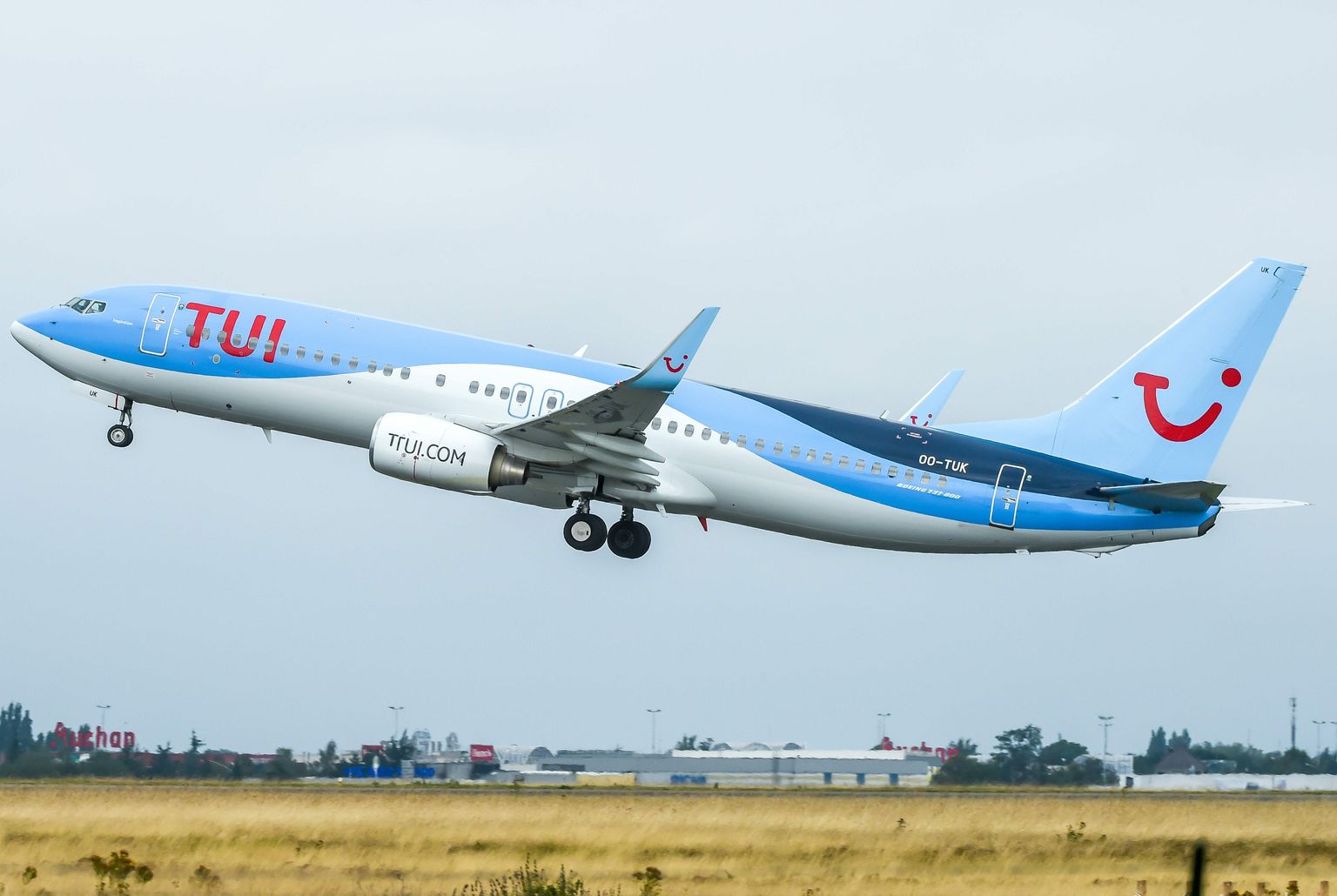 TUI Gruppi kuulub kuus lennuliini, kus on umbes 150 lennukit.
