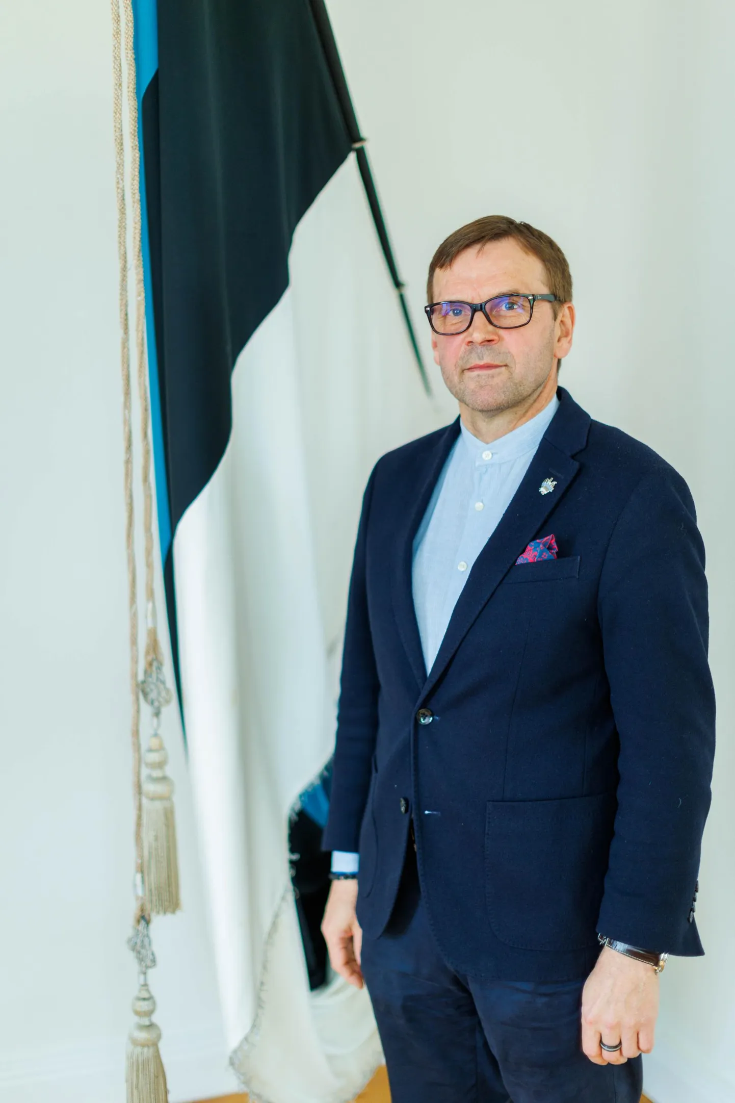 Otepää vallavolikogu aseesimehe Aivar Nigoli hinnangul ei saa Eesti lipu keskuse tegemist enam edasi lükata.