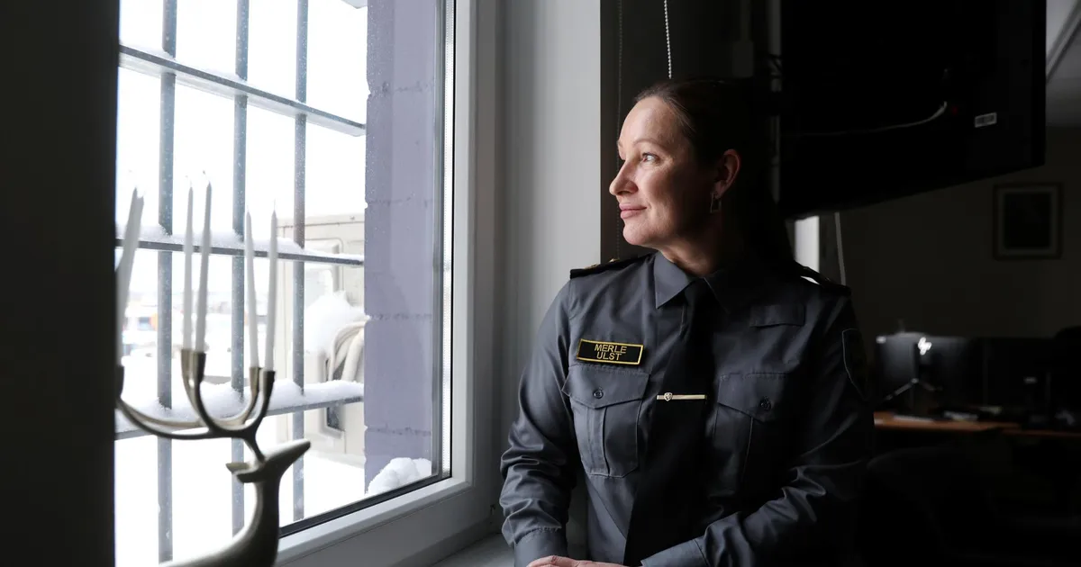 Eelmisel nädalal Tartu vangla direktori ametisse asunud Merle Ulst (46) on 20 aastat töötanud riigikaitse valdkonnas ning jaganud end töö tõttu Tartu ja Tallinn
