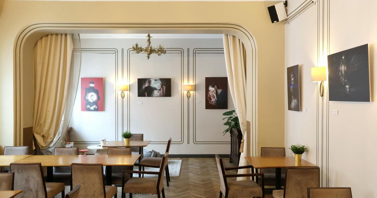 Noor fotokunstnik lõi mesti kummitusega, millel nimeks AI (3)