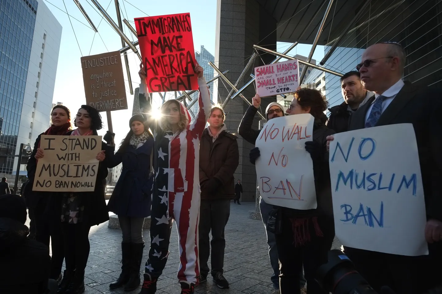 Donald Trumpi moslemikeelu vastu protestijad