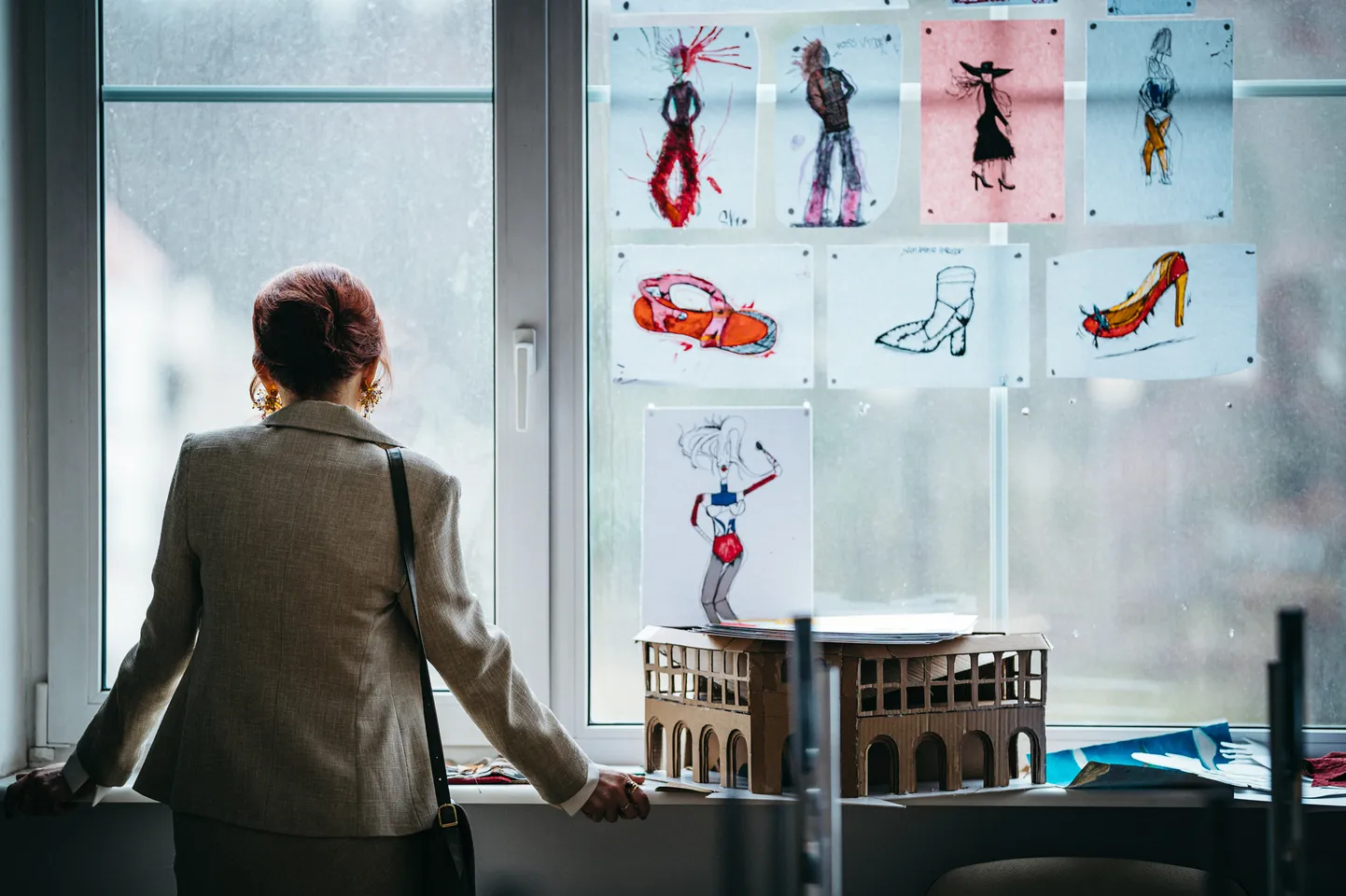 Käesoleva aasta teises pooles linastuv Elisa originaalsari «Minu kallis ema» on üks seitsmeteistkümnest kvaliteetsarjast maailmas, mis valiti 75. Berliini filmifestivali raames toimuvale seriaaliturule Berlinale Series Market Selects.