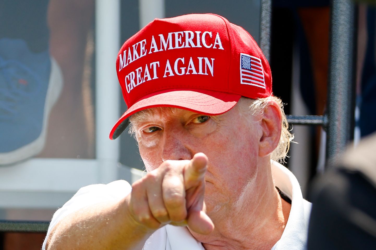 USA ekspresident Donald Trump 13. augustil 2023 New Jerseys Bedminsteris talle kuuluvas golfiklubis võistlemas