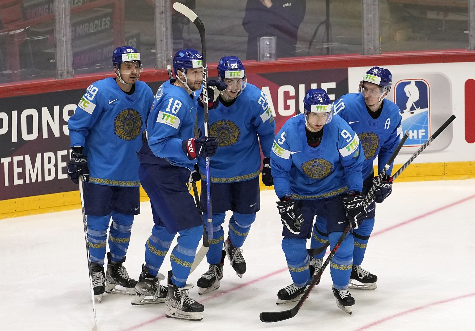 Хоккеисты сборной Казахстана