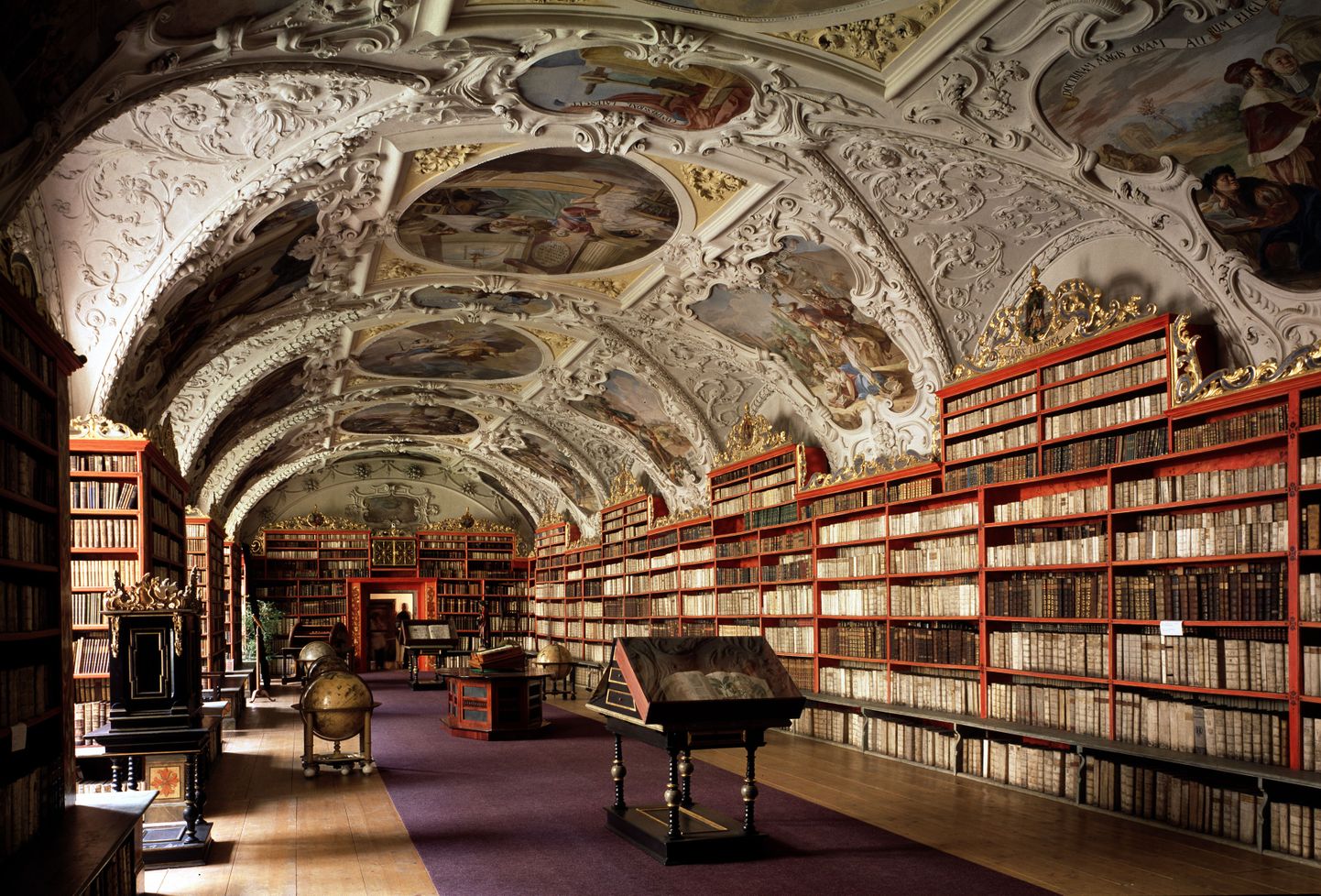 Strahovi kloostri raamatukogu teoloogiasaal ehitati 17. sajandi lõpus.