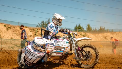 Brata Lielbārži zmagala na dirki svetovnega prvenstva v motokrosu v Madoni