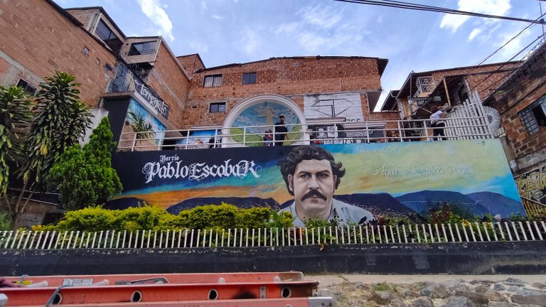 Пабло Эскобар, граффити в Колумбии.