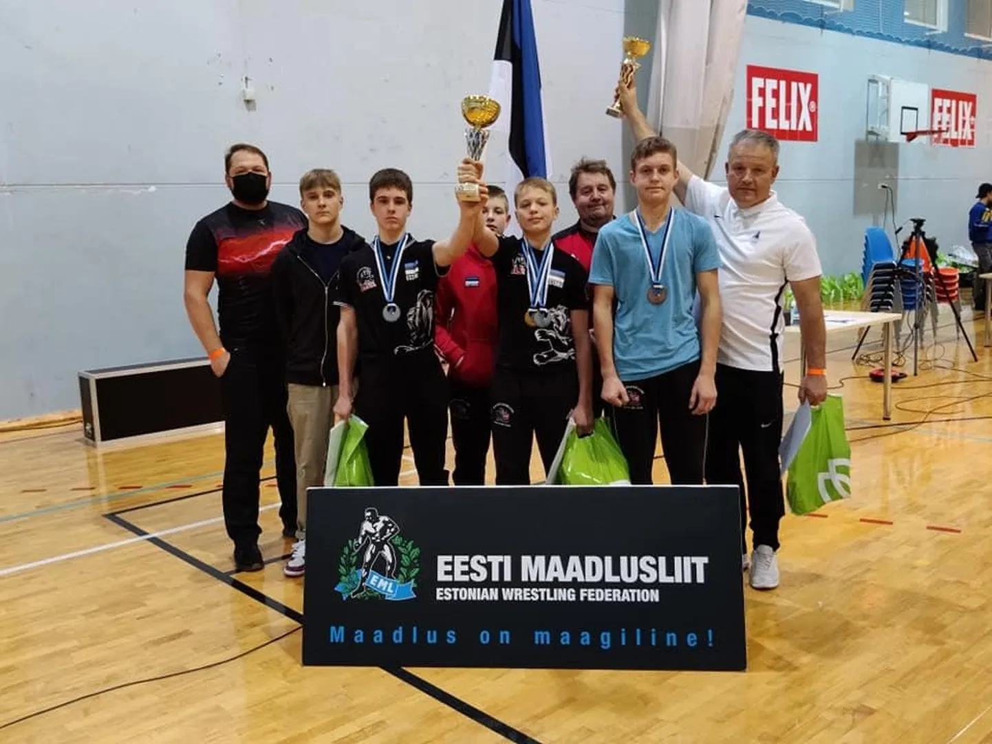 Maadlusklubi Leo tiim.