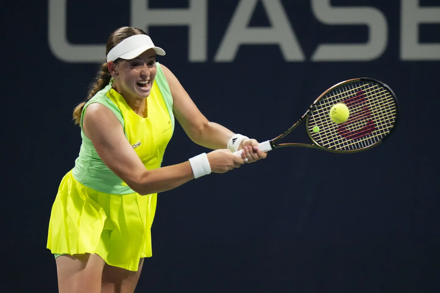 Aļona Ostapenko