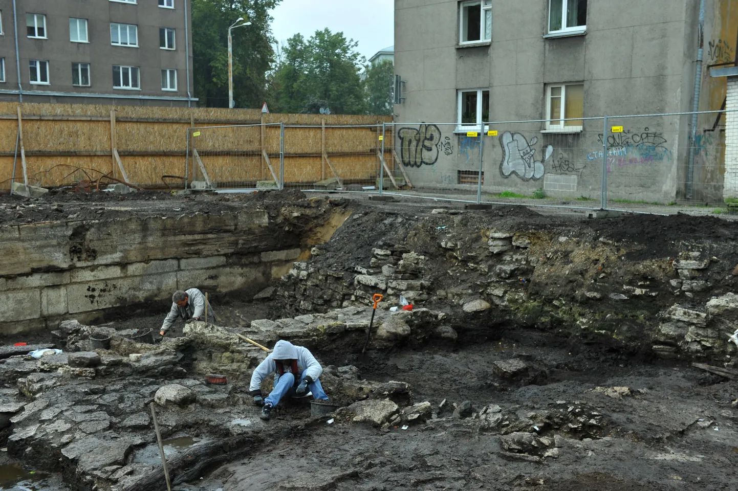 Arheoloogilised väljakaevamised kunstiakadeemia krundil.