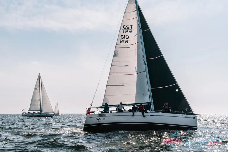 Jaht Berta (Elan 380) Hando Sutteriga roolis (Kalevi JK) - A. Le Coq 66. Muhu Väina regatt 2023