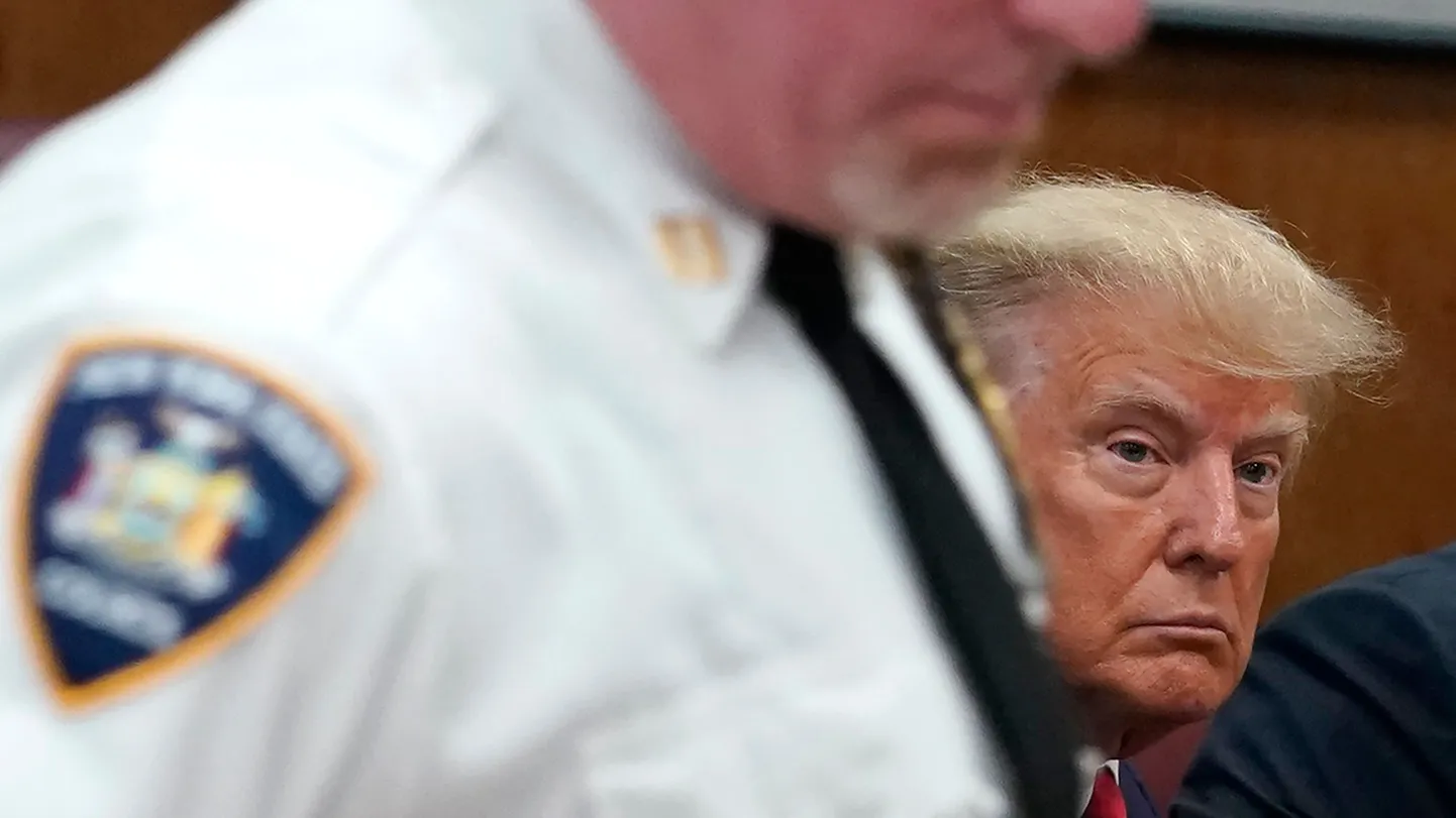 Donalds Tramps ieradies Ņujorkas tiesā