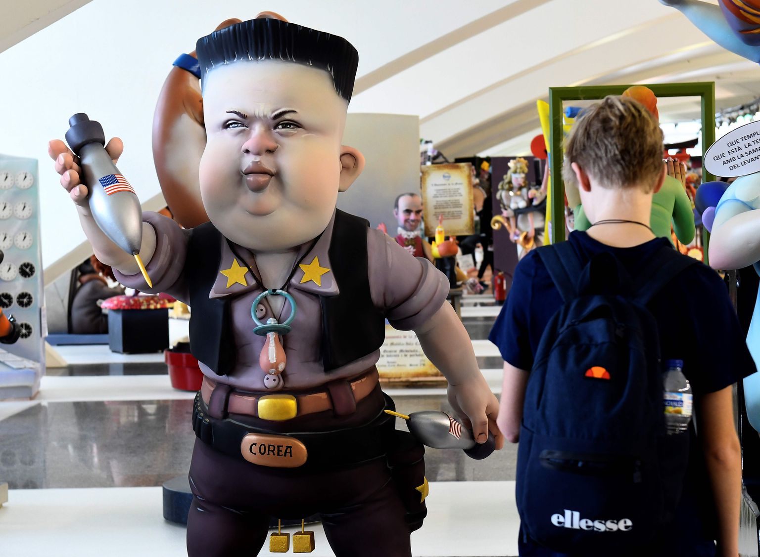 Kim Jong-uni kujutav nukk Fallase festivalil Valencias.