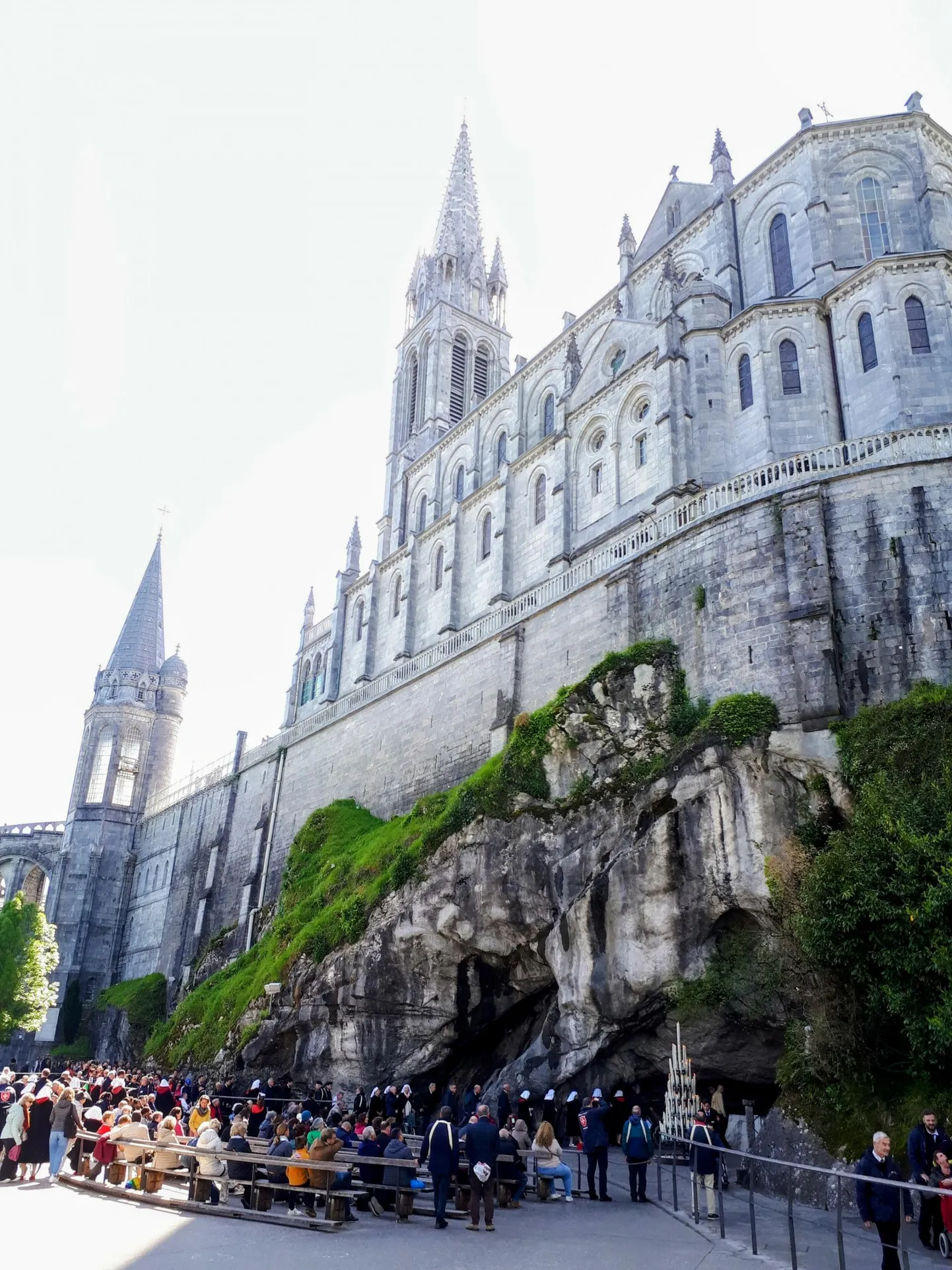 Lourdes’i&nbsp;Jumalaema pühamu.