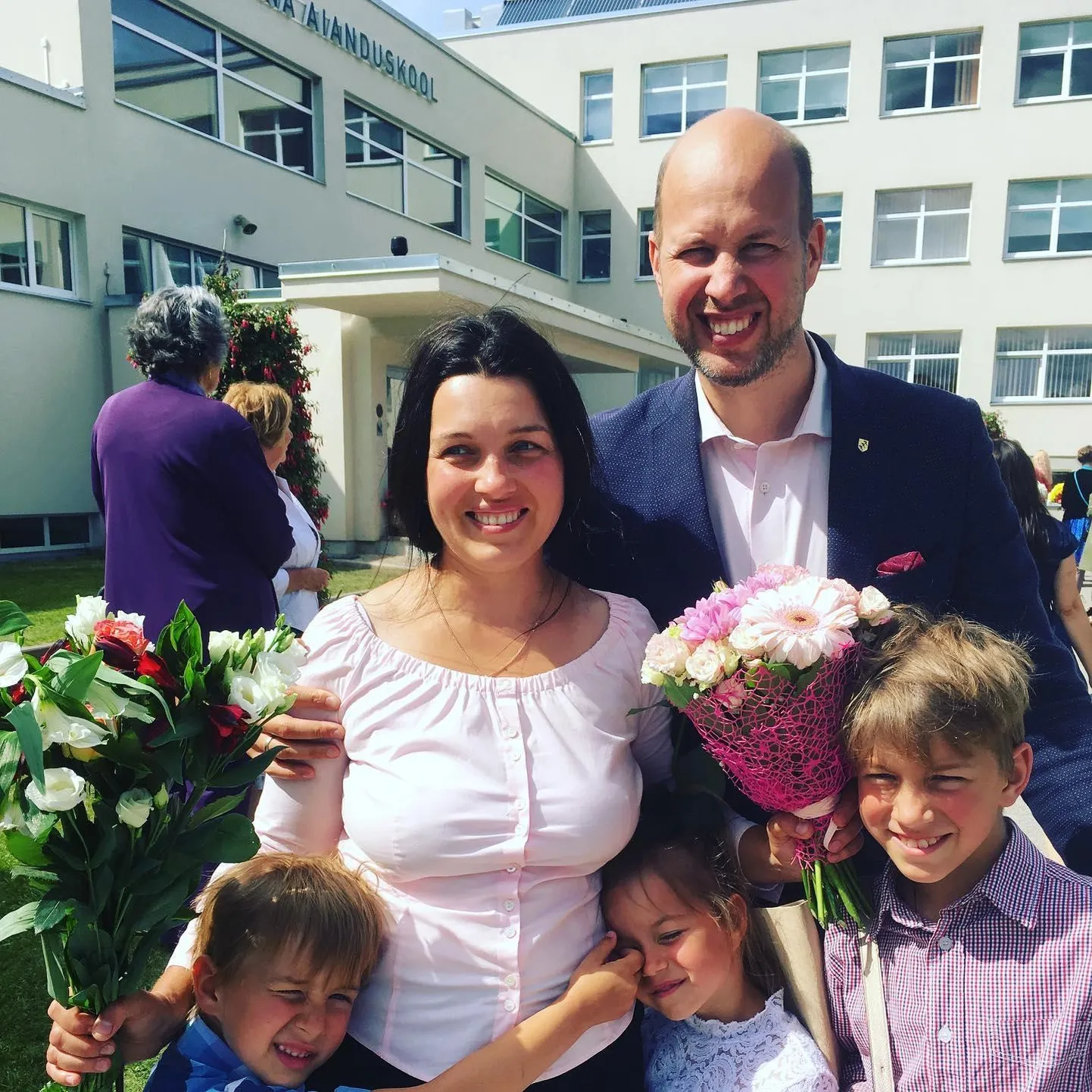Igor Taro abikaasa Juliast sai diplomeeritud aednik.