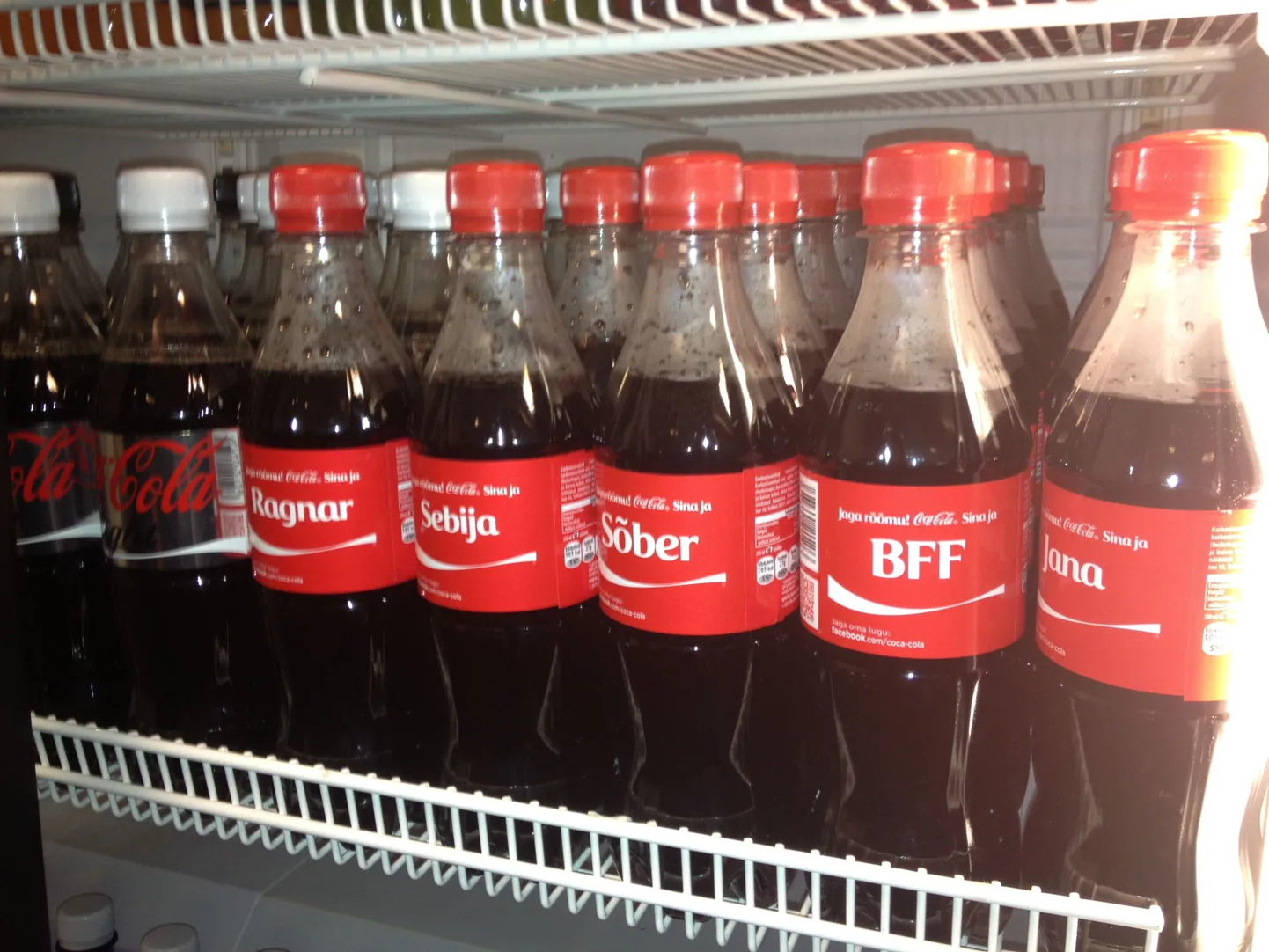 Coca Cola uues kuues pudelid.