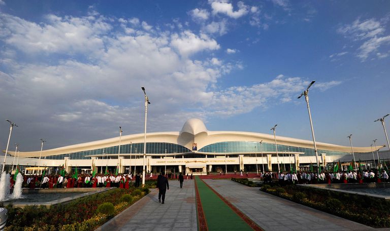 Türkmenistani Aşgabati lennujaam 17. september 2016. 
