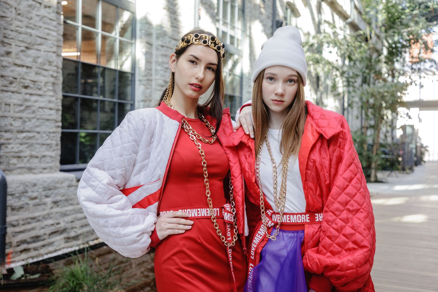 Ученицы JK Club Models Аня и Анжелика.