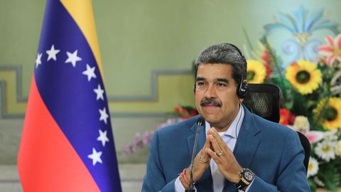 MAKSAHAAK MUSKILE ⟩ Maduro pani Venezuelas X-i lukku