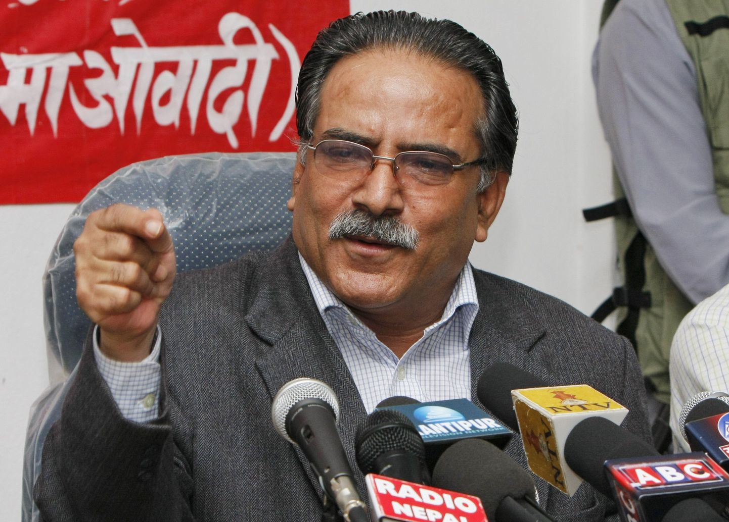 Nepali maoistliku kompartei liider Prachanda pressikonverentsil Kathmandus.