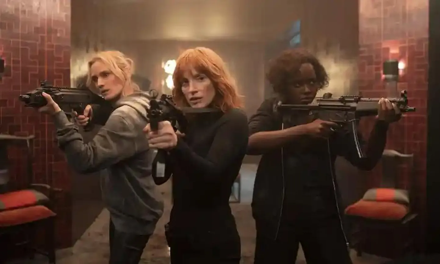 Kolm viiendikku võimsast naistekambast Marie (Diane Kruger), Mace (Jessica Chastain) ja Khadijah (Lupita Nyong&#39;o) on kurjamitele just korraliku ketuka teinud.