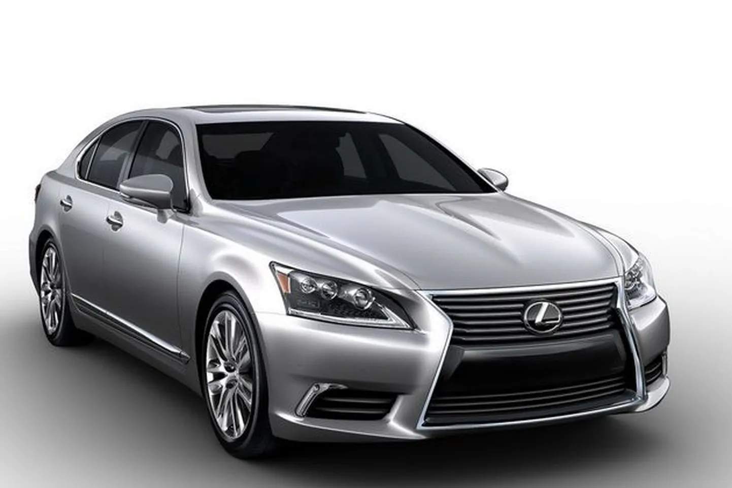 Lexus LS.