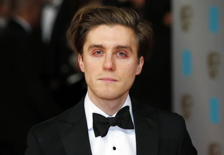 Jack Farthing kehastab seriaalis «Poldark» George Warlegganit