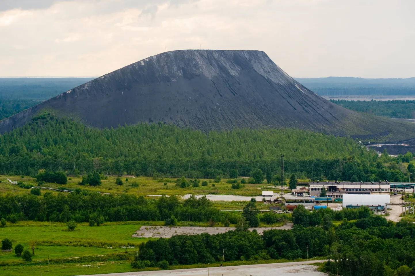 Kiviõli tuhamägi.