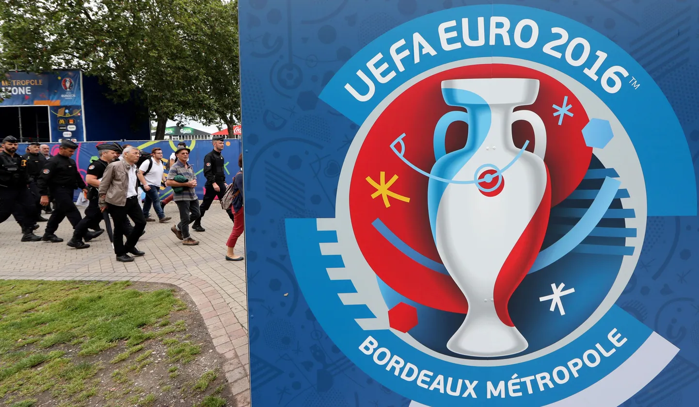 Jalgpalli Euroopa meistrivõistlused.