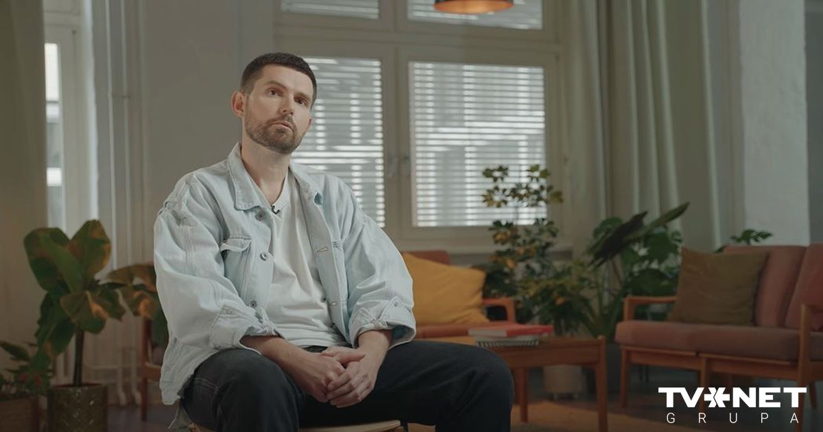 ВИДЕО "Встретил их на латвийской границе": Noize MC об отъезде из РФ и ...