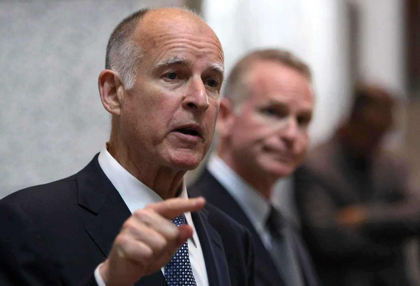 California peaprokurör Jerry Brown