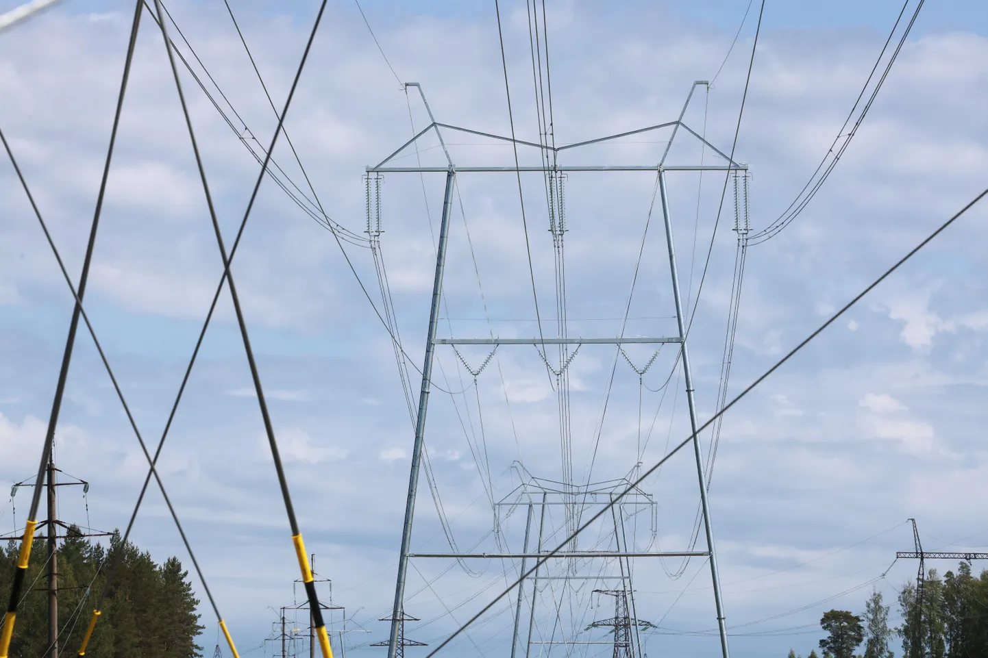 Tartu-Valmiera elektriliin.