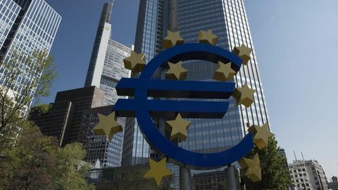 Euroala kaubavahetuse puudujääk muutus 13,9 miljardi euroseks ülejäägiks