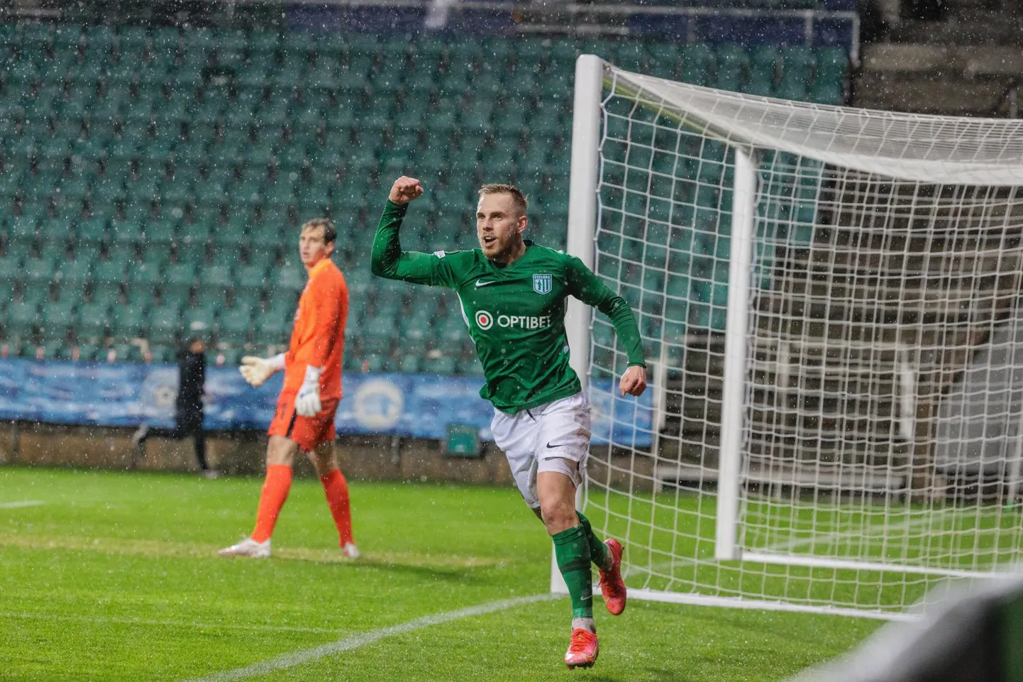 Flora võiduvärava lõi kohtumise 44. minutil Martin Miller, kes saatis võrku Markus Poomi filigraanse söödu.