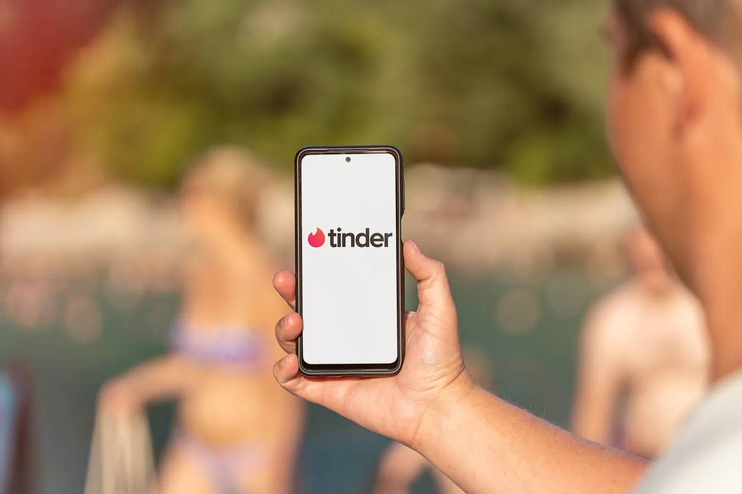 Tinderi rakendus telefonis.