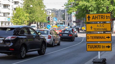Улицу Ахтри, ремонт которой вызывал дикие пробки в центре Таллинна, вновь открывают