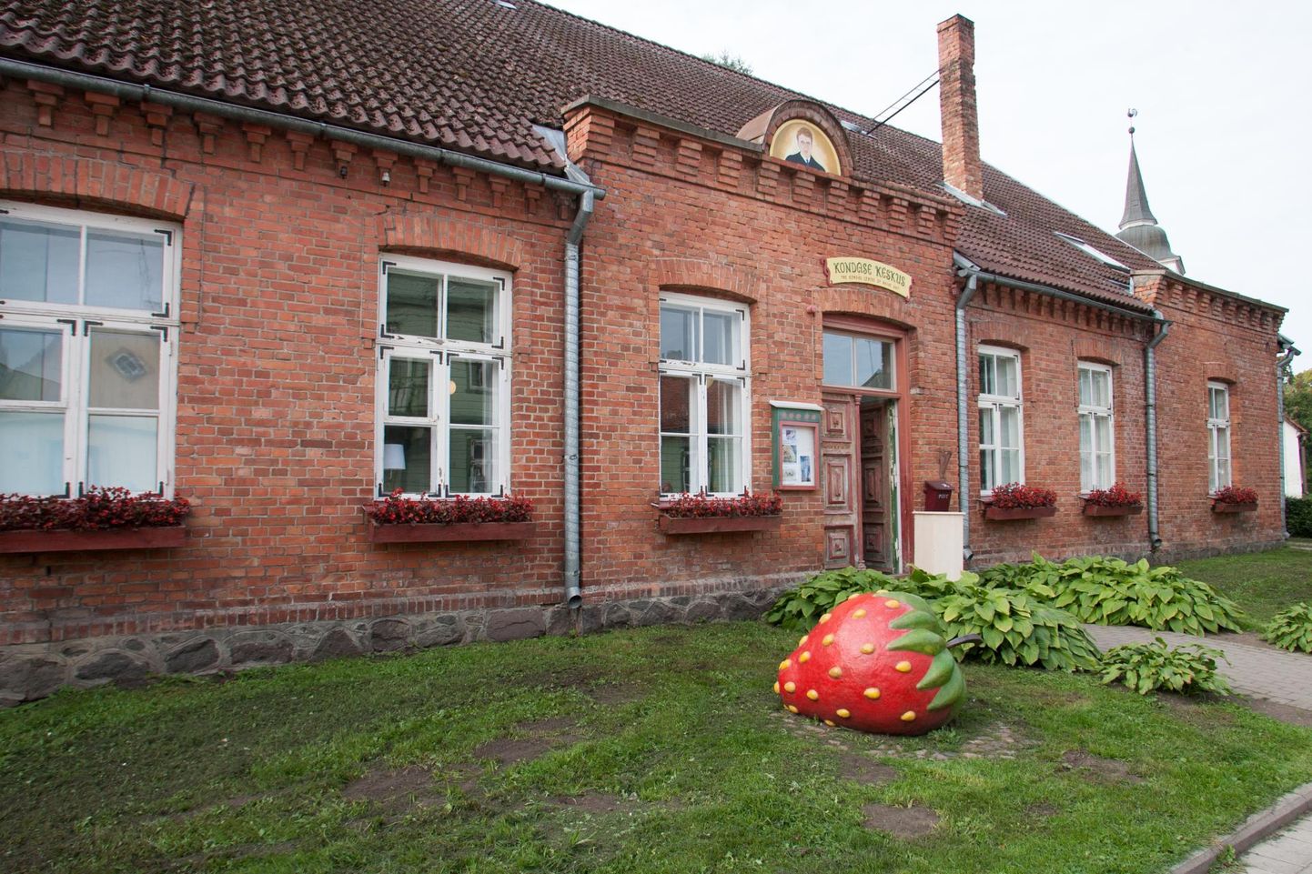 Kondase keskus, Viljandi muuseum ja linnaraamatukogu sisustavad laste ja noorte sügisvaheaega osana üle-eestilisest festivalist «Avatud mänguväljad».