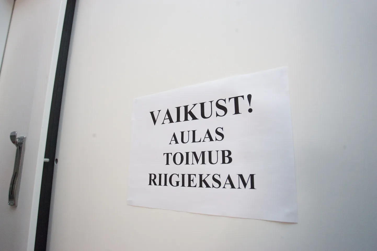 Riigieksam.