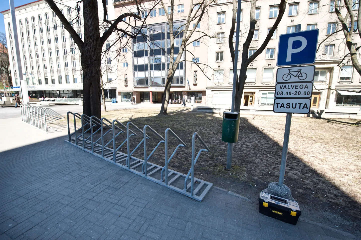 Vabaduse väljaku jalgrattaparkla.