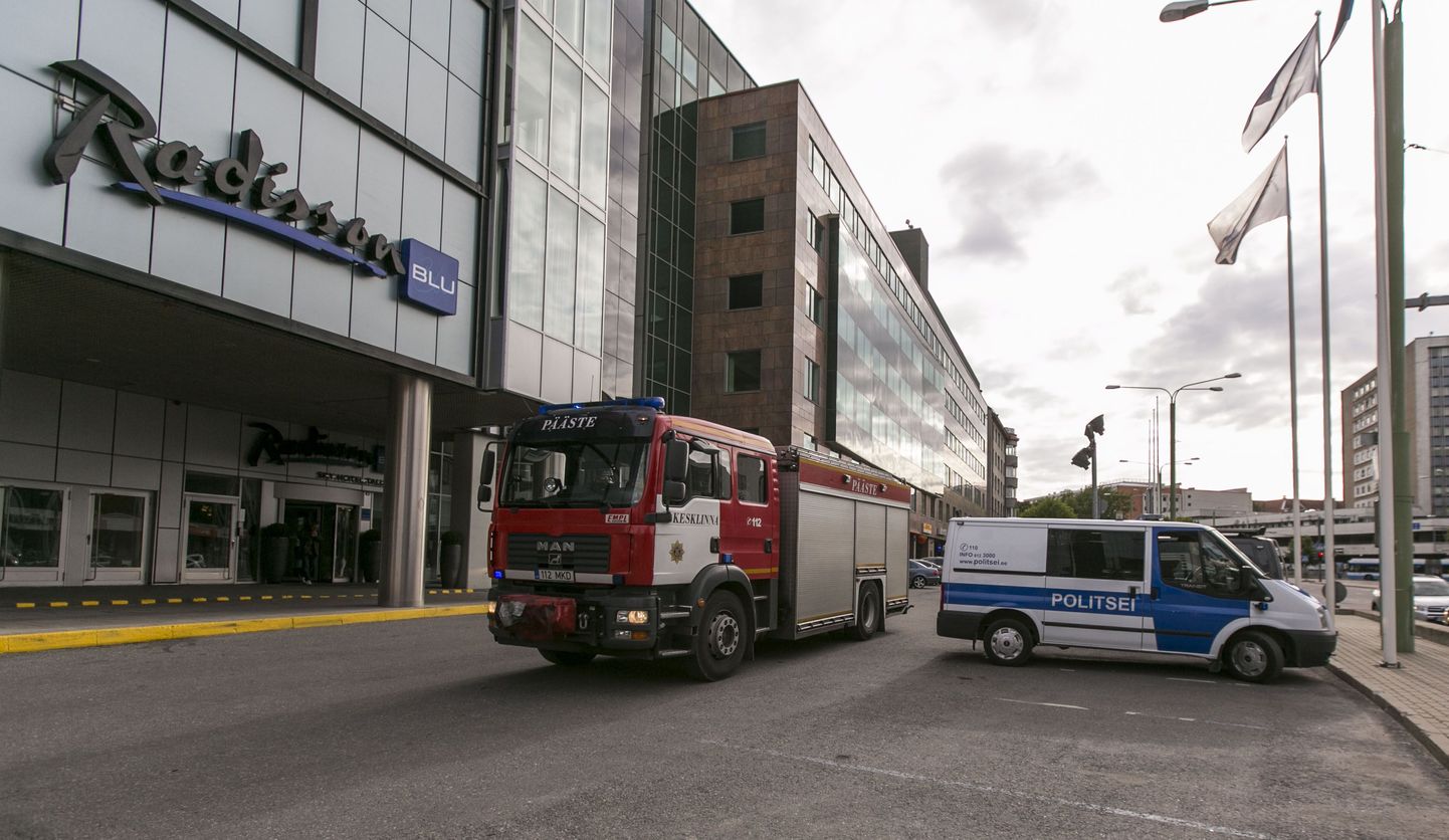 25. juunil kukkus Radisson Blu hotelli 24. korruselt naine surnuks.