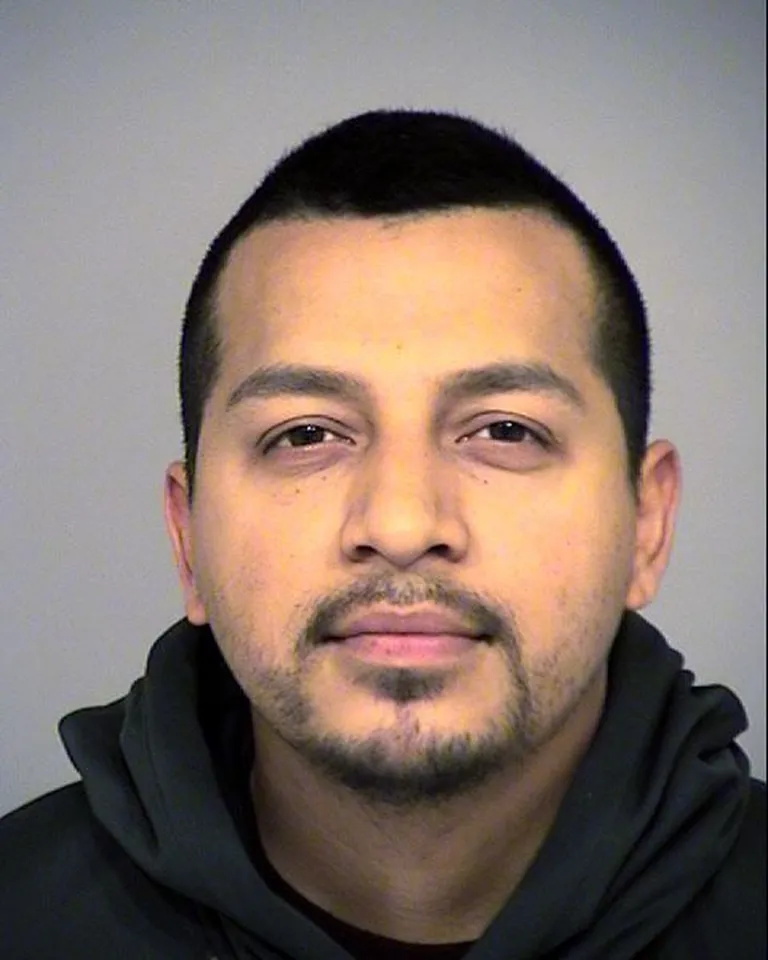28-aastane Carlos Chavez