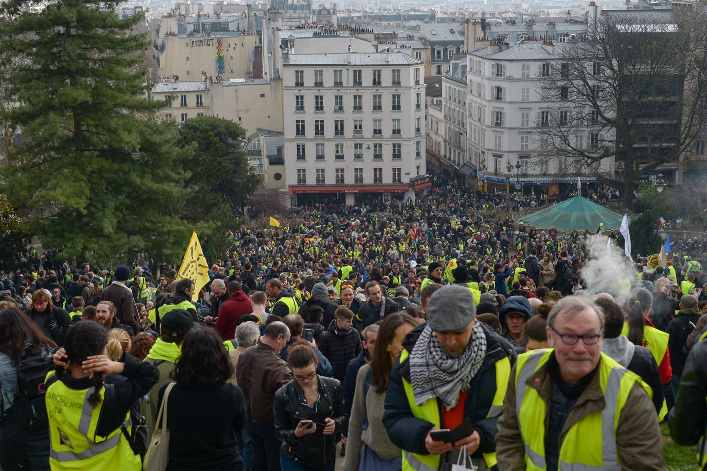 Meeleavaldajad laupäeval Pariisis.