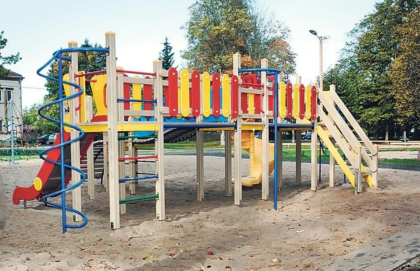 Pärnu lasteaedades käib eriolukorra ajal 50–170 last päevas. Pärnu lasteaedades on mudilasi 2744.