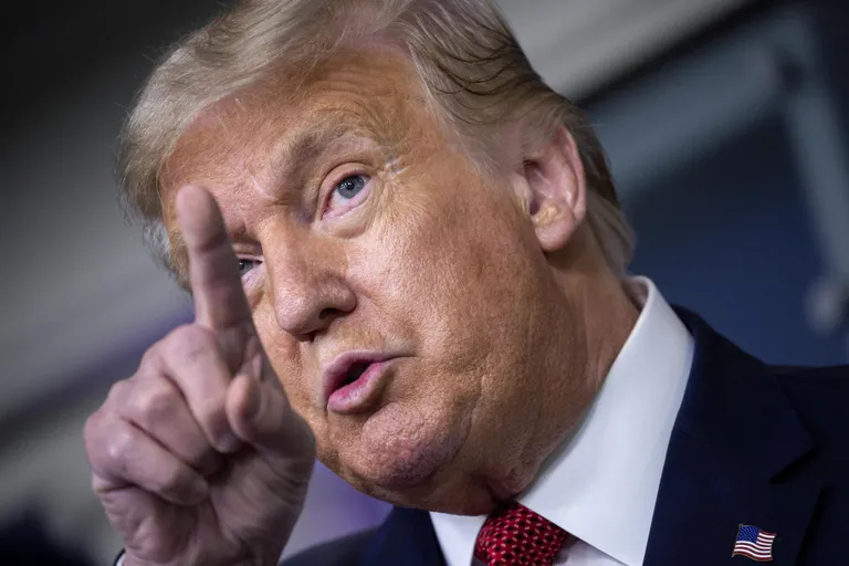 USA president Donald Trump 10. augustil Valges Majas koroonaviiruse teemalisel pressikonverentsil