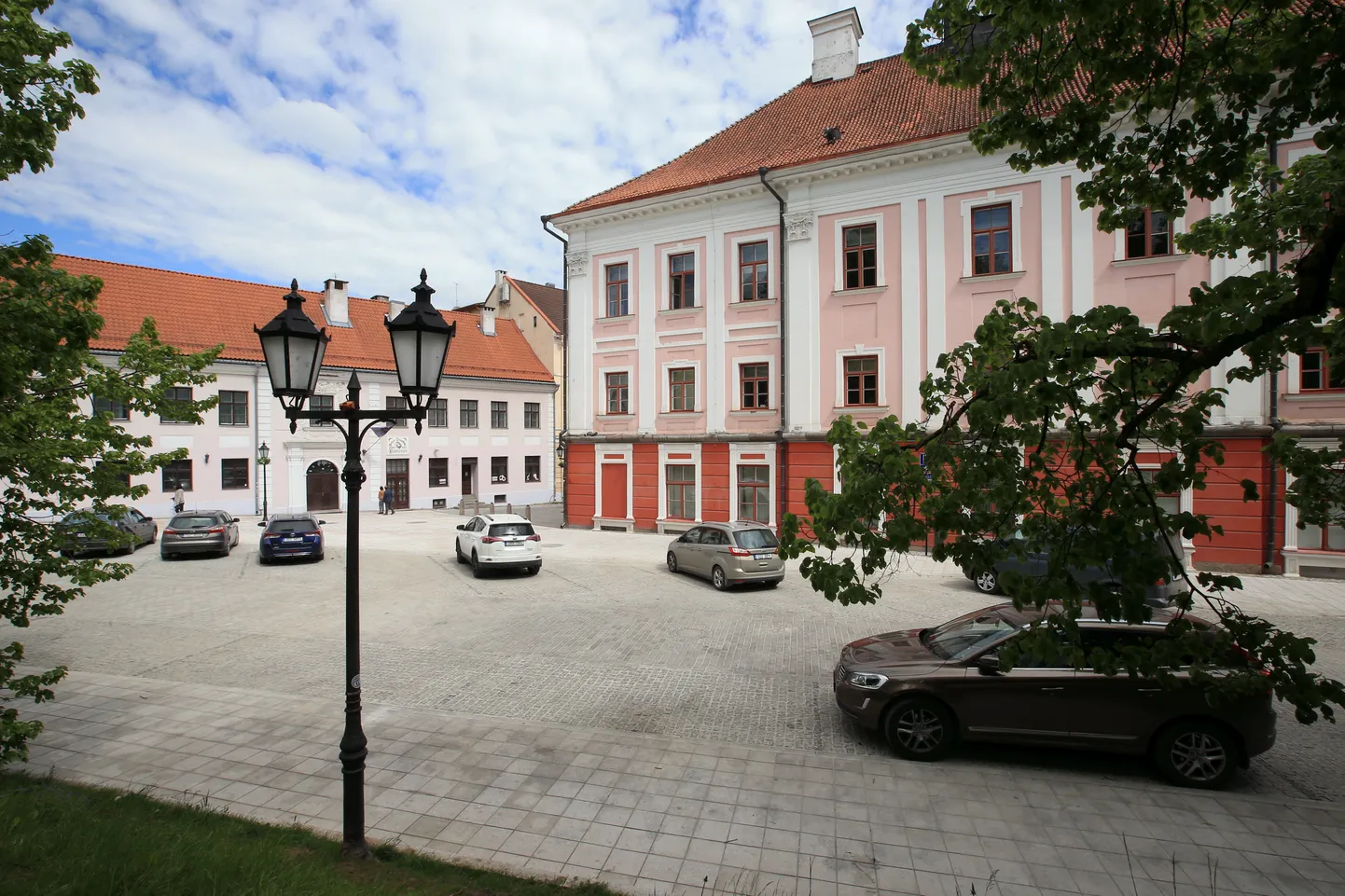Tartu raekoda.