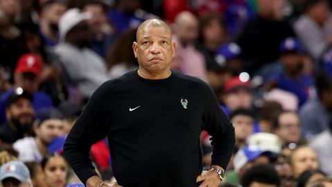 Riverss pamet "Bucks" galvenā trenera amatu