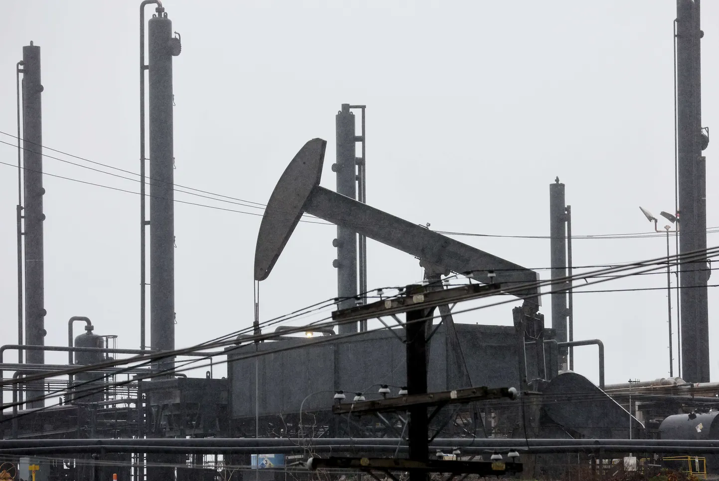 OPEC võib küll lubada tootmist suurendada, kuid paljud riigid ei suuda nende otsustega kaasa minna, ütlevad eksperdid.