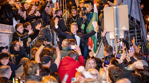 POSTIMEES UNGARIS ⟩ «Me oleme vabad!» Budapestis vallandus opositsiooni võidu järel eufooria